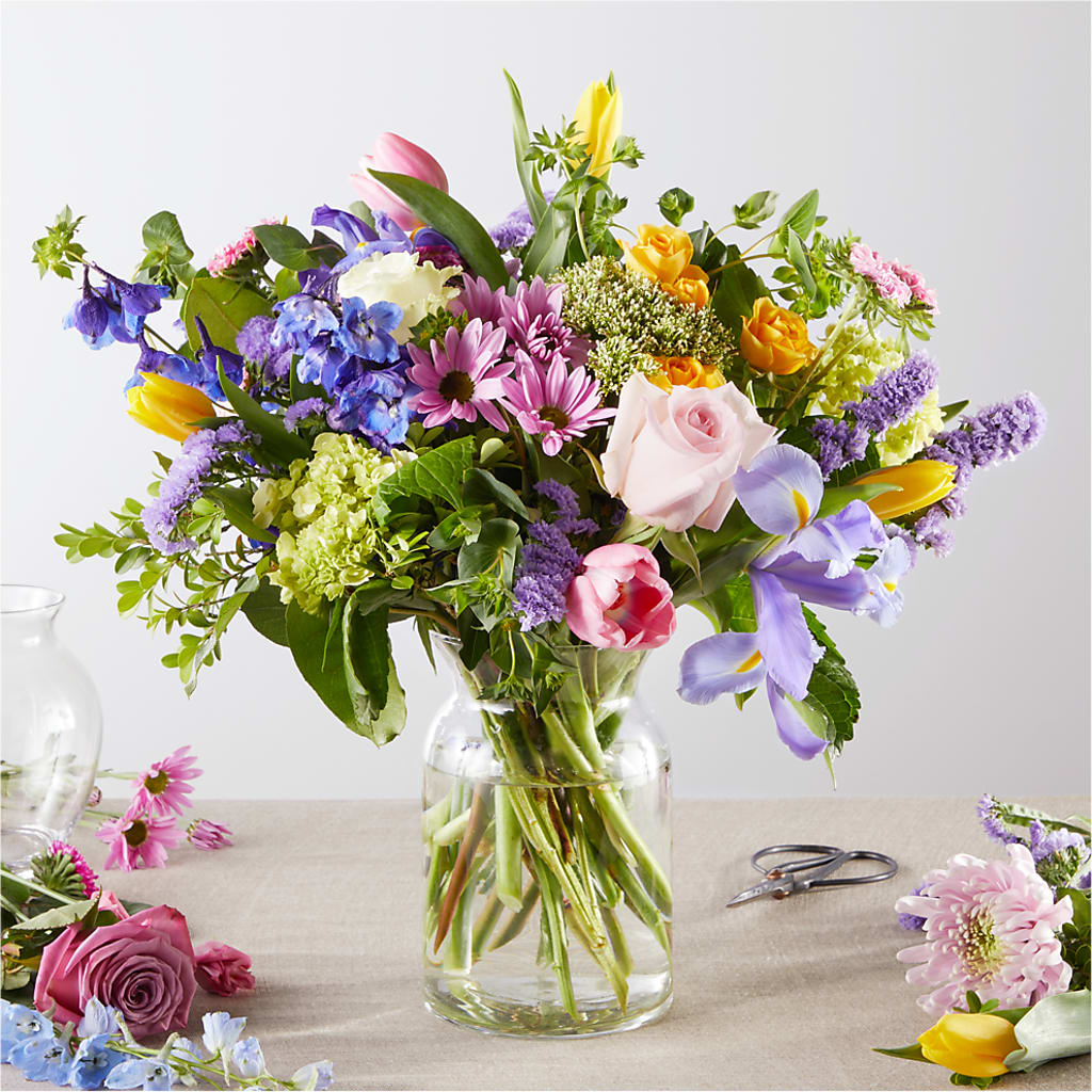 Pastel Tradition - A Florist Original – L & M FLOWER SHOP, Canonsburg PA