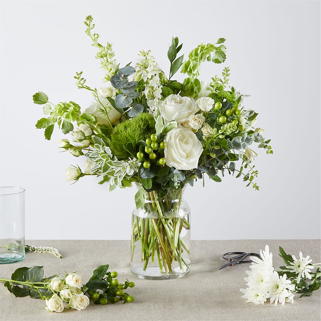 Irish Garden - A Florist Original – L & M FLOWER SHOP, Canonsburg PA