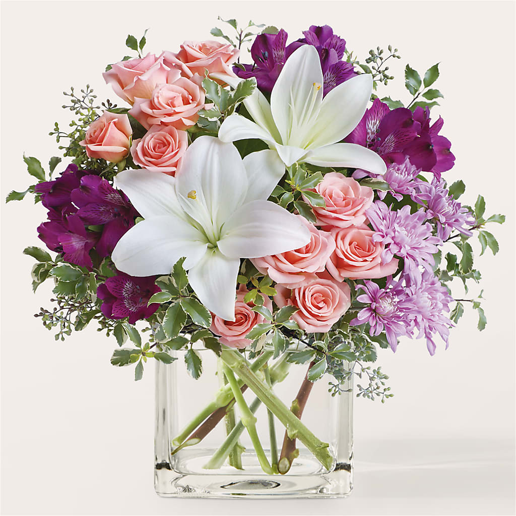 Mani Pedi Bouquet – L & M FLOWER SHOP, Canonsburg PA
