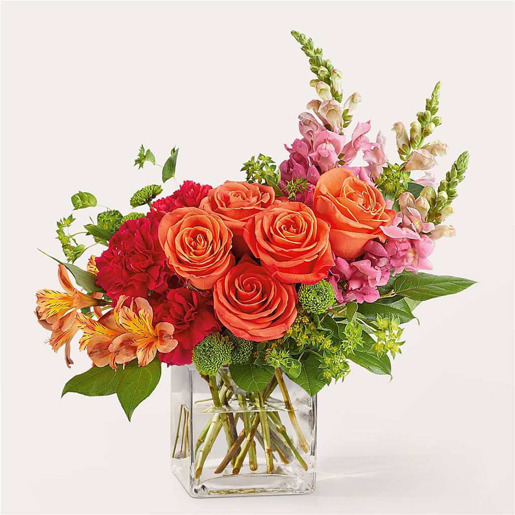 Cosmopolitan Bouquet – L & M FLOWER SHOP, Canonsburg PA