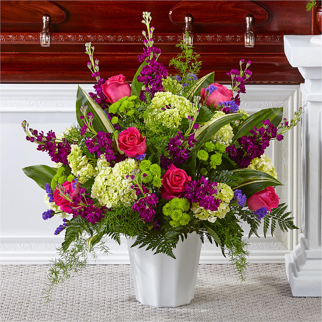 Beautiful Horizons Floor Basket – L & M FLOWER SHOP, Canonsburg PA