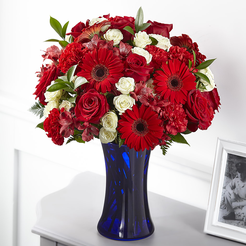 Hearts Embrace Bouquet – L & M FLOWER SHOP, Canonsburg PA