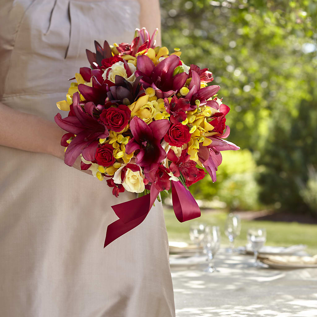 Sunningdale Bouquet – L & M FLOWER SHOP, Canonsburg PA