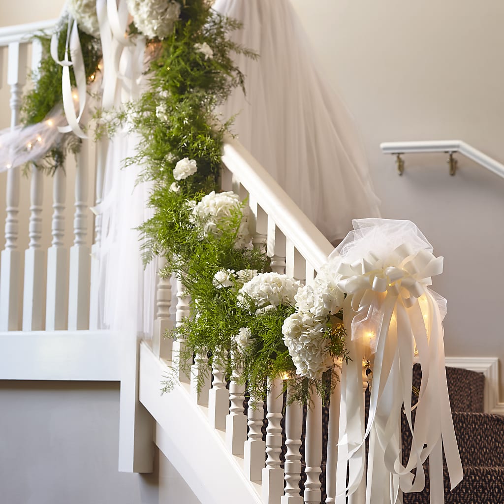 Champagne Dreams Garland – L & M FLOWER SHOP, Canonsburg PA