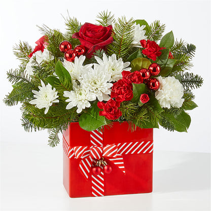 Presents Under the Tree Bouquet – L & M FLOWER SHOP, Canonsburg PA