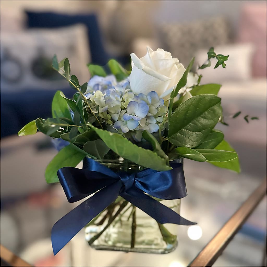 Sky Blue Delight Bouquet – L & M FLOWER SHOP, Canonsburg PA