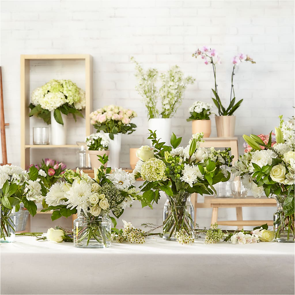 Classic Ivory – A Florist Original – L & M FLOWER SHOP, Canonsburg PA