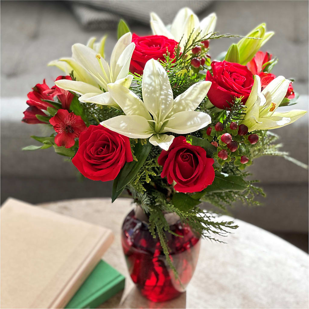 Evergreen Delight Bouquet – L & M FLOWER SHOP, Canonsburg PA
