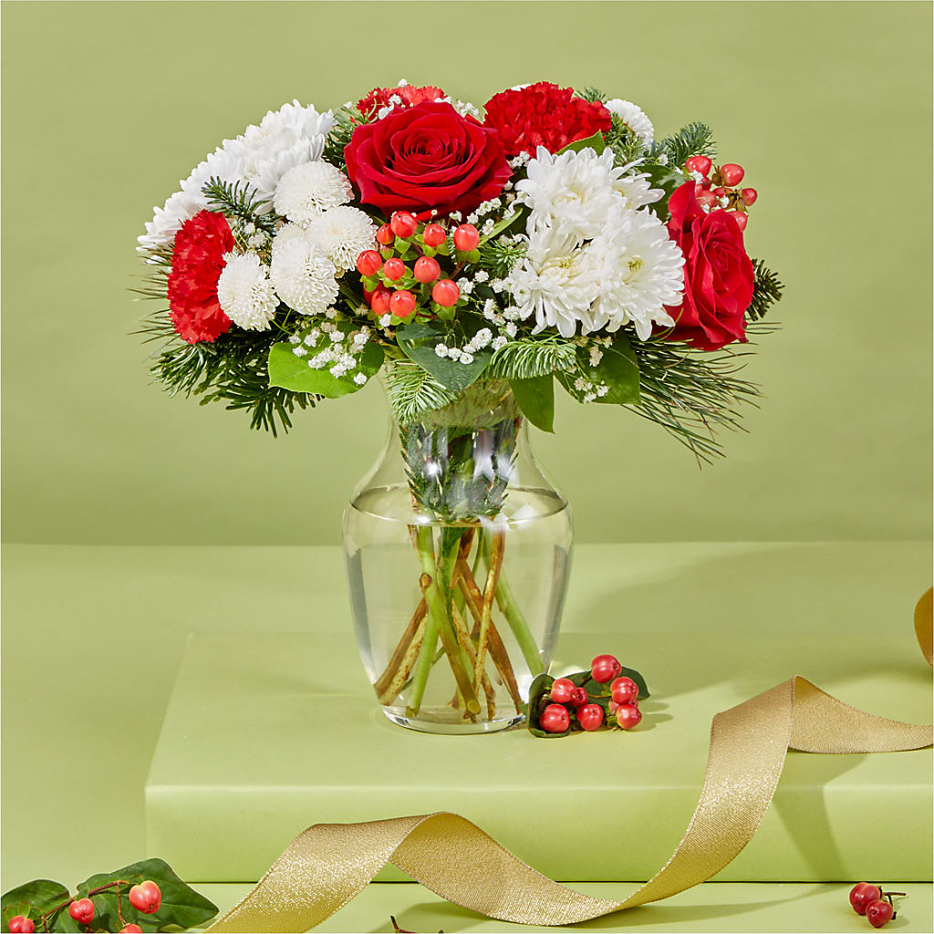 Chance of Flurries Bouquet – L & M FLOWER SHOP, Canonsburg PA