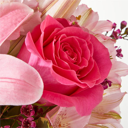 Lucky in Love Bouquet – L & M FLOWER SHOP, Canonsburg PA