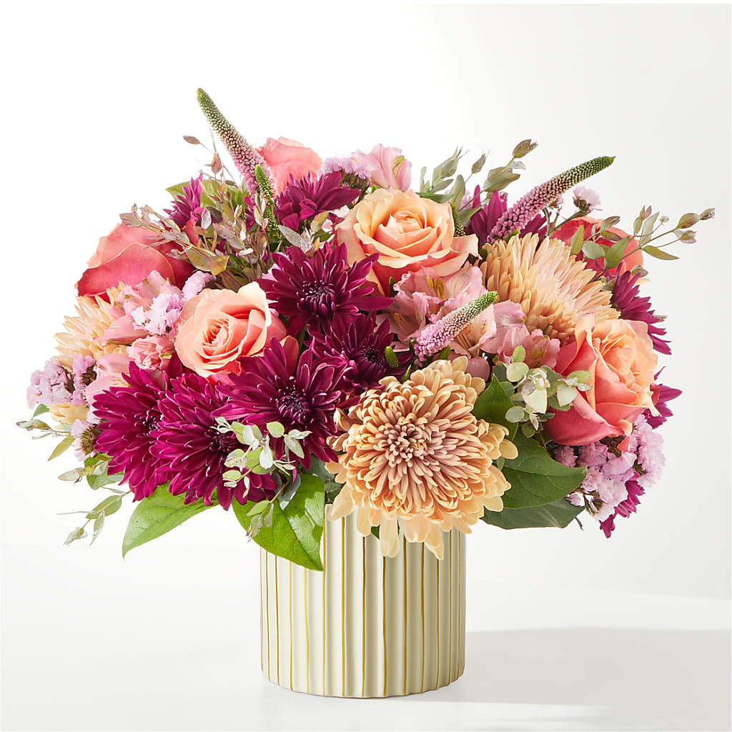 Berry Cobbler Bouquet with Ivory Vase – L & M FLOWER SHOP, Canonsburg PA