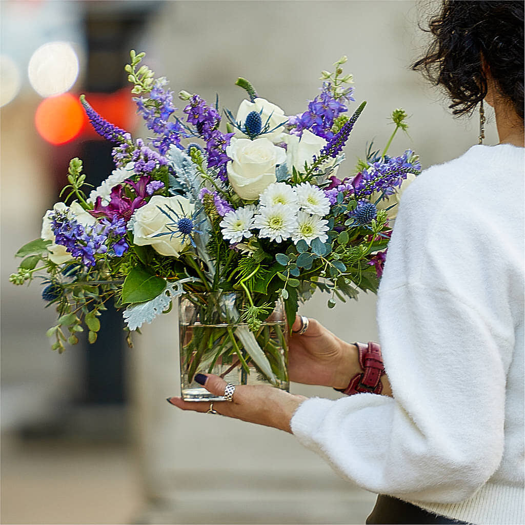 Shooting Star Bouquet – L & M FLOWER SHOP, Canonsburg PA