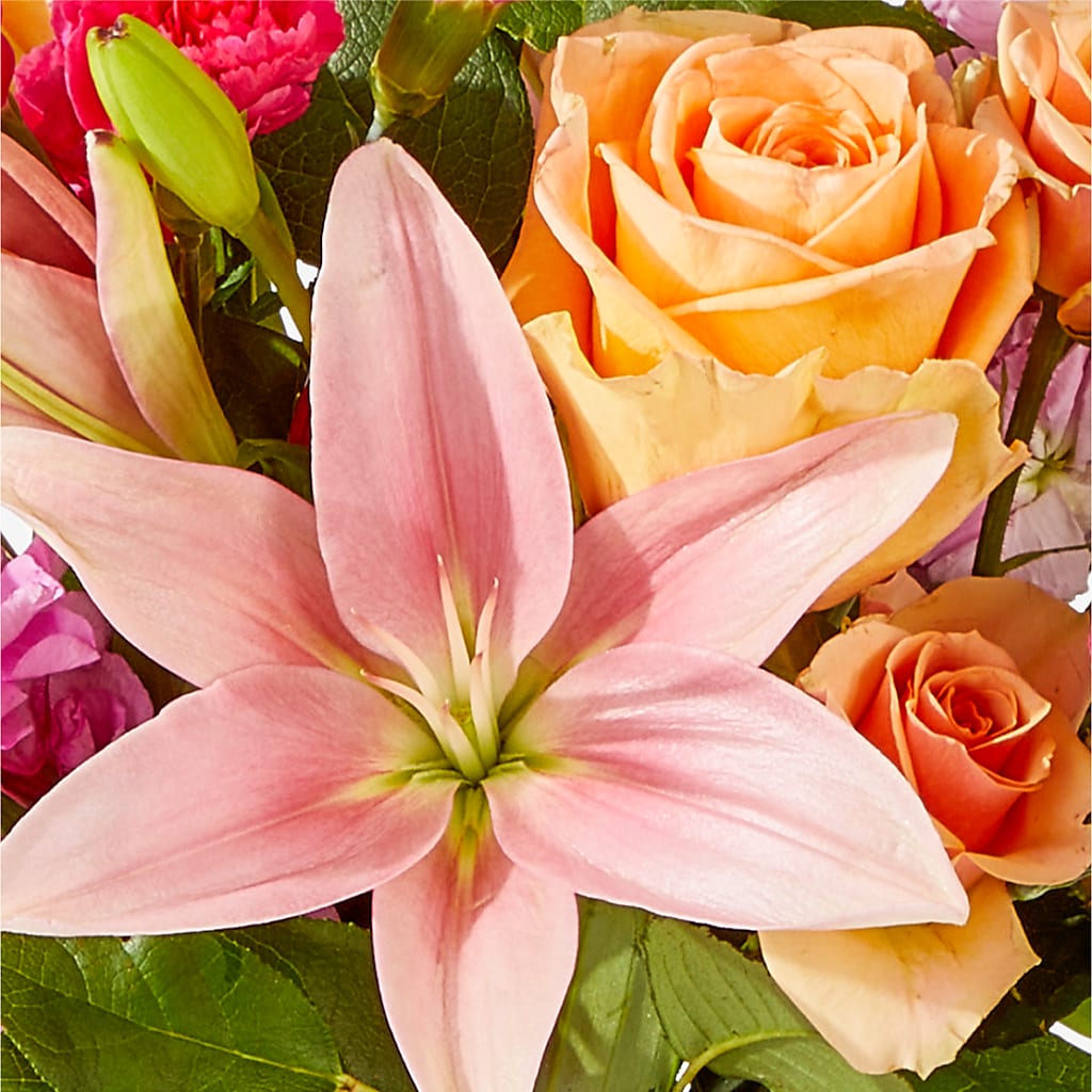 Bisous Bouquet – L & M FLOWER SHOP, Canonsburg PA
