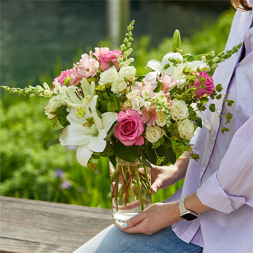 Fondly Bouquet – L & M FLOWER SHOP, Canonsburg PA